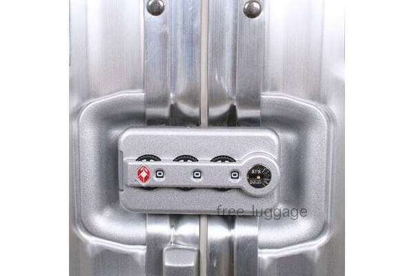 RIMOWA リモワスーパーコピー トパーズ 82L 4輪 TSA付 マルチホイール 900.70 RIMOWA TOPAS シルバー スーツケース リモア